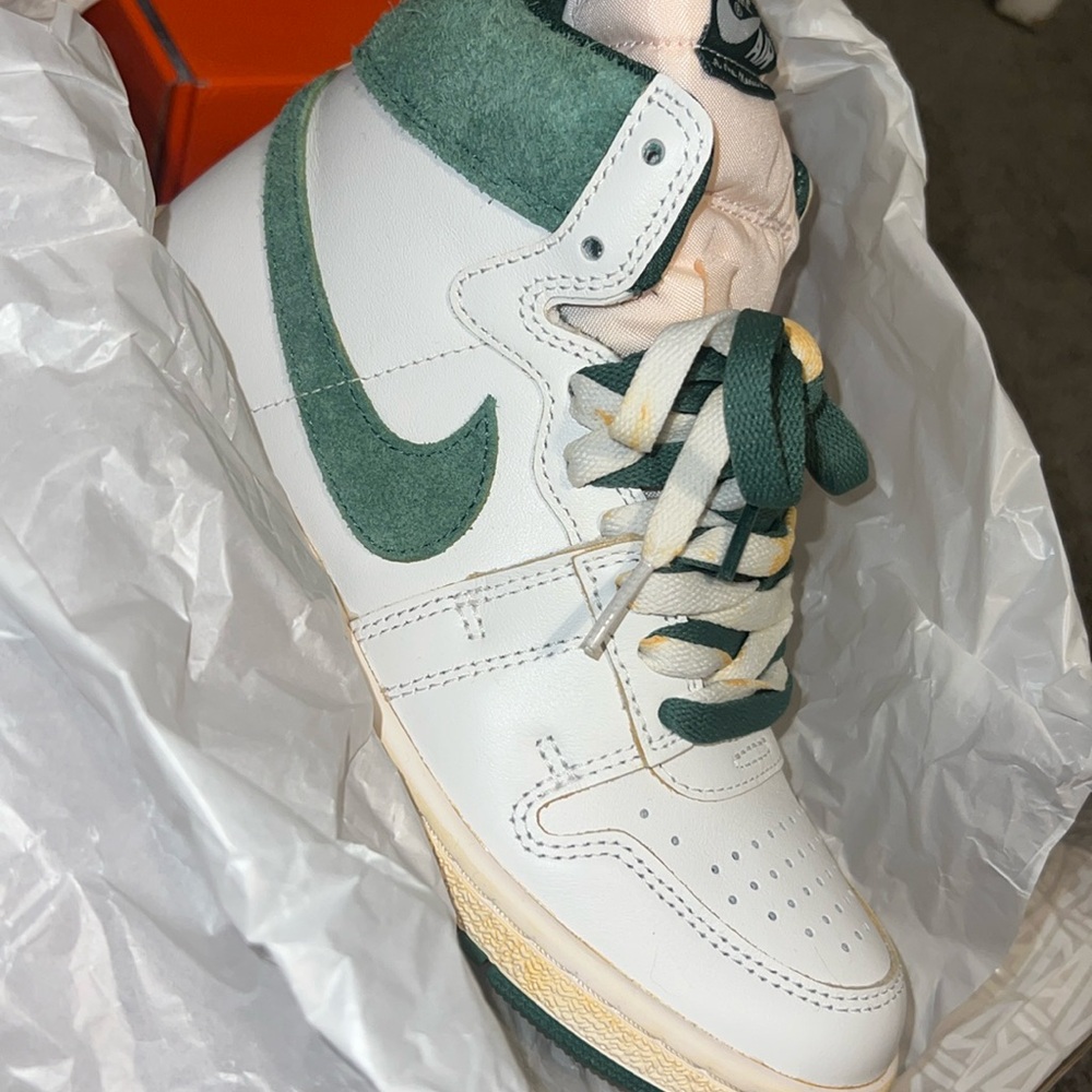 Nike air shop (a ma maniere)